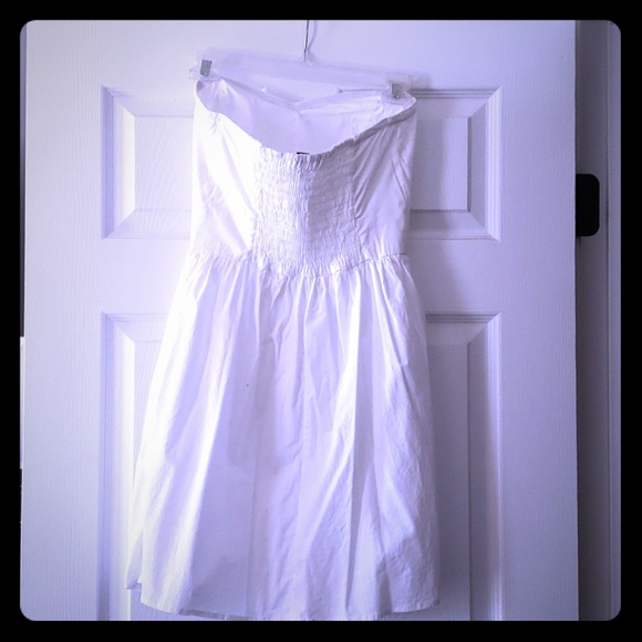 Mini White Sundress - Picture 2 of 2